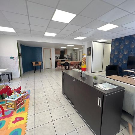 Le Grand Penon ~ Logement Spacieux A 6 Min Du Parc Saint-Georges-les-Baillargeaux Buitenkant foto